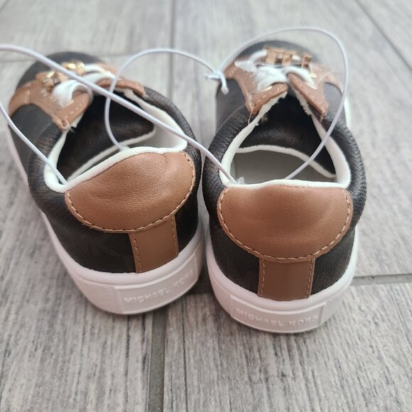 MICHAEL Michael Kors NWT toddlers lace up brown and white sneakers size 6 - Picture 6 of 12